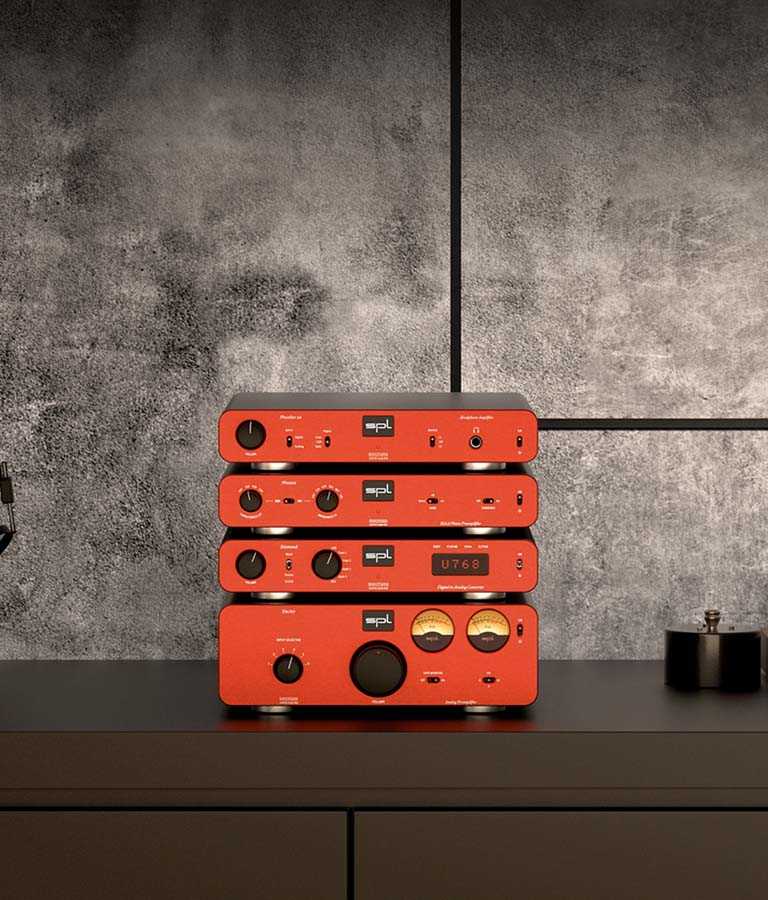 Sound Performance Lab (SPL) of Germany product display SPL Phonitor se Headphone Preamplifier; SPL Phonos RIAA Phono Preamplifer; SPL Diamond D/A Converter; and SPL Elector Analog Preamplifier